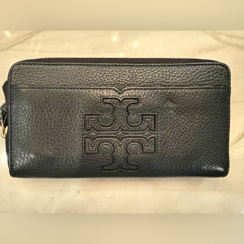Black Leather Tory Burch Wallet with Embossed Logo